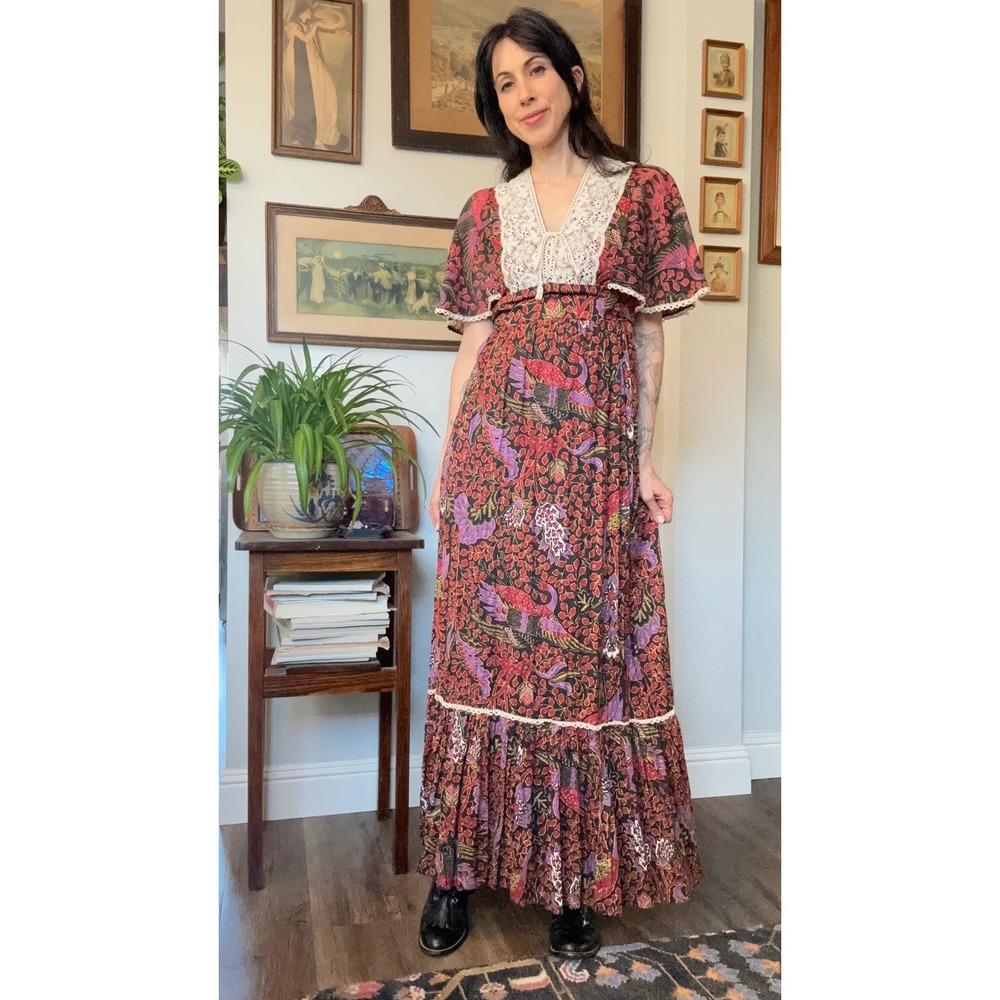 Vintage 60s 70s Young Innocent Arpeja Maxi Dress Batik novelty Bird Print Lace